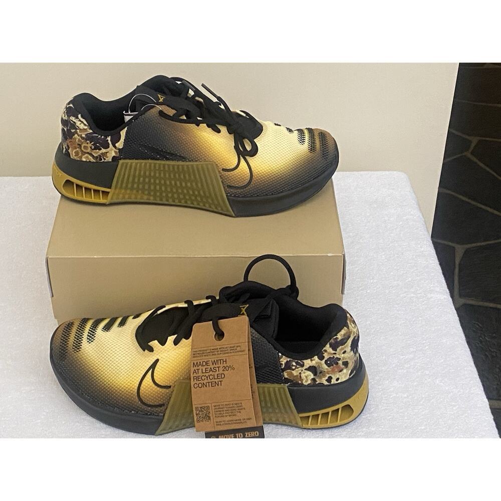 Nike Men’s Metcon 9 AMP Running Shoes Size 9.5 Black Bronzine Yellow Activewear - Picture 2 of 5